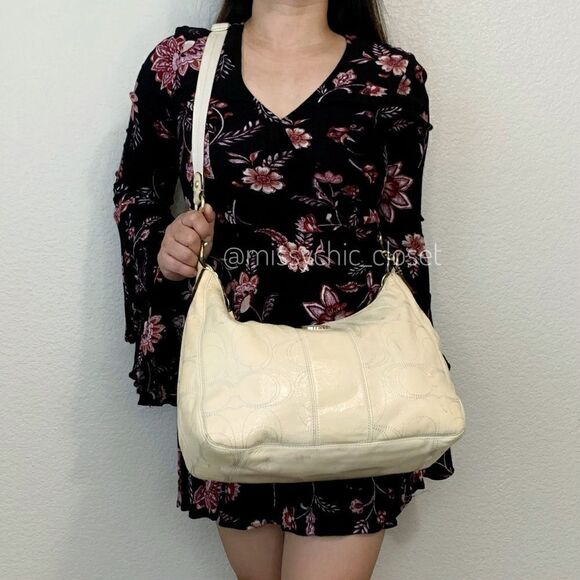 Coach Cream Patent Leather Crossbody/Shoulder Bag - Picture 1 of 13